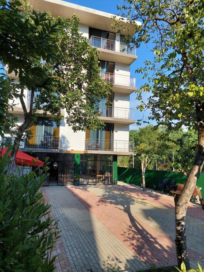 Green Terrace Кобулети Екстериор снимка