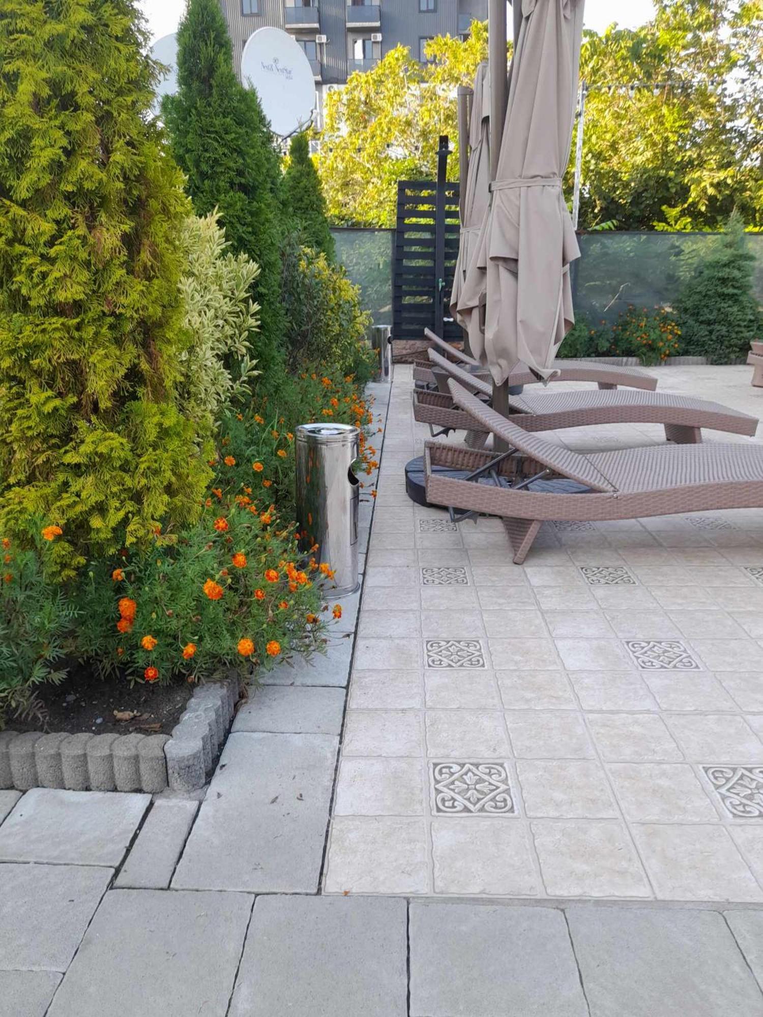 Green Terrace Кобулети Екстериор снимка